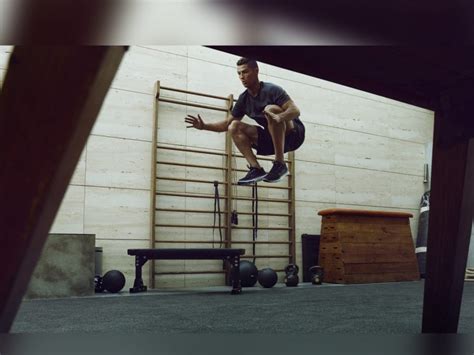 Cristiano Ronaldo's legs workout for sculpted quads and explosive power | Muscle & Fitness