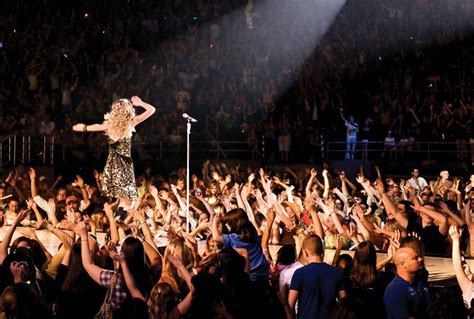 Fearless Tour 2009 Promotional Photos - Taylor Swift Photo (22397349) - Fanpop