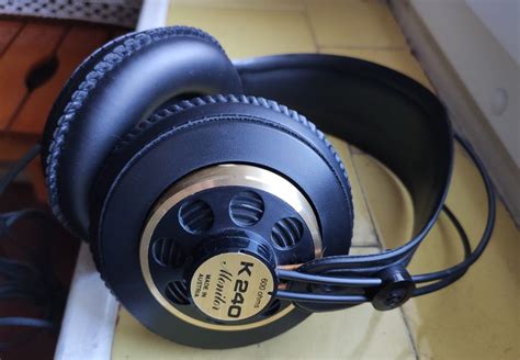 AKG K240 Monitor – Over-ear Mania