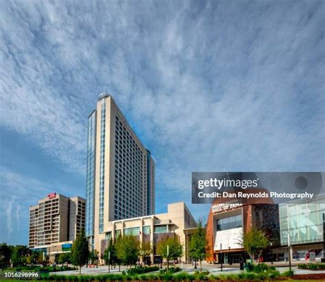 62 Atlanta Metropolitan College Stock Photos, High-Res Pictures, and ...