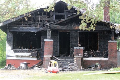 Burned house: property owner’s rights, dwelling codes, dilapidated buildings discussed | Local ...