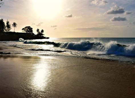 Photos of the Week: Sunset of Tobago - Travel Bliss Now