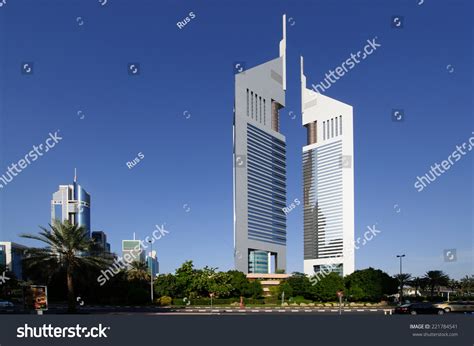 3,732 Emirates Towers Station Images, Stock Photos & Vectors | Shutterstock