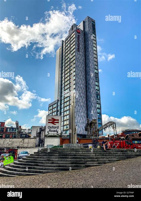 Manchester Oxford Road train station Stock Photo - Alamy