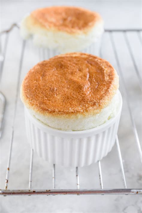 Simple Vanilla Soufflé Dessert Recipe