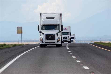 Record Demand Boosts June Spot Truckload Rates to New Highs | Fleet News Daily