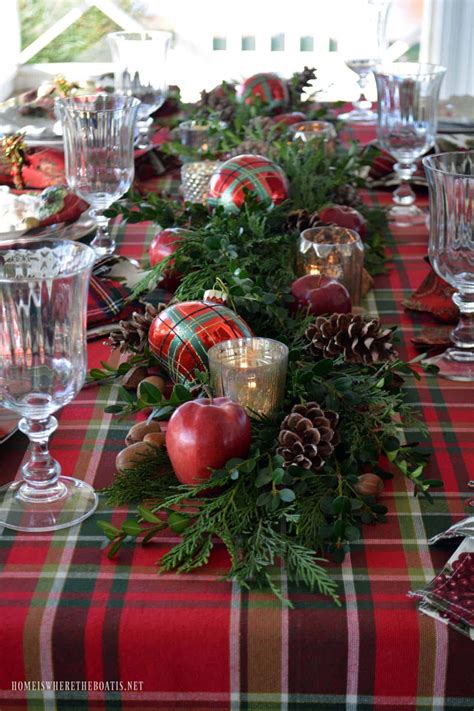 30+ Absolutely stunning ideas for Christmas table decorations | Christmas table centerpieces ...