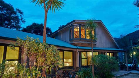 Awaroa Lodge - Abel Tasman Coast Track - Abel Tasman Walk - Abel Tasman ...