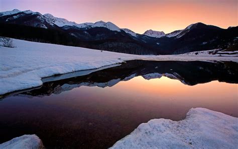 Stunning photographs of Europe's mountains and lakes