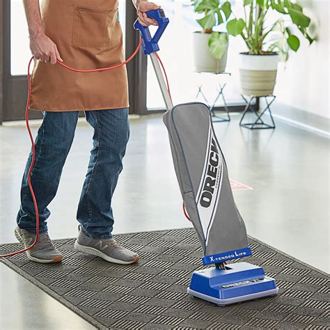 Best Lightweight Upright Vacuum Cleaners 2024 - Nelli Yasmeen