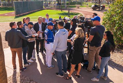 Dodgers Spring Training Video: Dave Roberts' First Message For 2023 Season