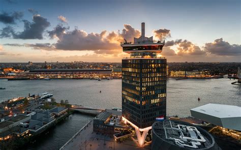 A’DAM Toren wint jubileumeditie vastgoedprijs - MONUMENTAAL