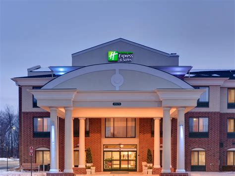 Hotels near Novi, MI | Holiday Inn Express & Suites Detroit - Novi