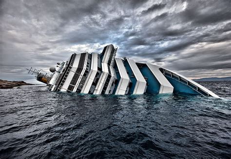 MS Costa Concordia, wreck, underwater, water, boat, ocean, HD wallpaper | Peakpx