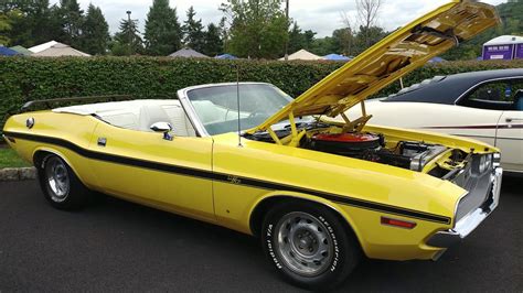 1970 YELLOW DODGE CHALLENGER RT CONVERTIBLE - YouTube