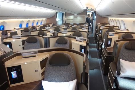 Wow: Lufthansa Reveals New Business Class, Debuting On The 777X - One Mile at a Time