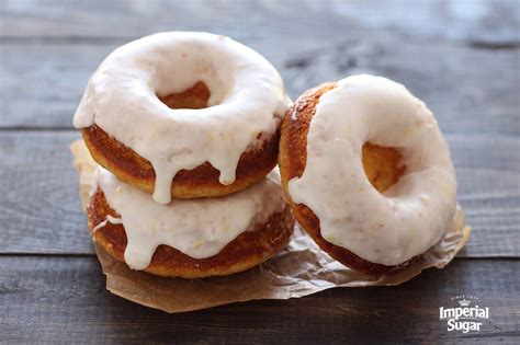 Baked Doughnuts with Lemon Glaze | Imperial Sugar