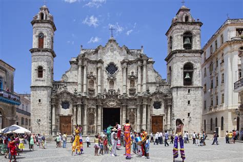 Historic Site Spotlight: Plaza de la Catedral | insightCuba