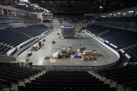 Penn State hockey arena beginning to look like hockey arena - Broad ...