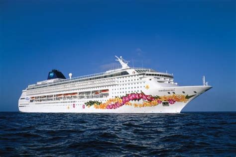 Norwegian Sky – Avid Cruiser Cruise Reviews, Luxury Cruises, Expedition Cruises