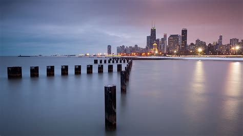 Lakefront Trail, Chicago, Illinois, USA - Heroes Of Adventure