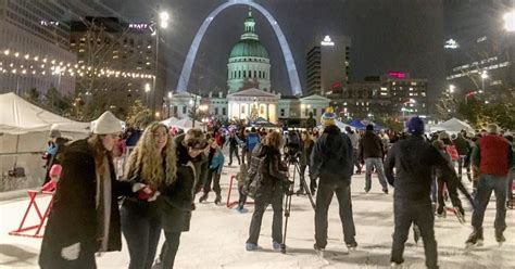 Winter Market at WInterfest in St. Louis at Kiener Plaza Downtown