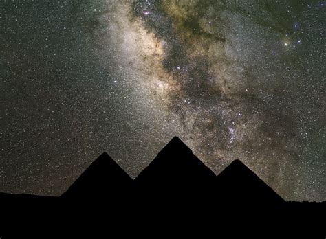 A Planetary Conjunction With Giza’s Pyramids | Green Prophet