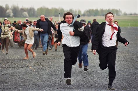 PsBattle: A large group of people running : r/photoshopbattles