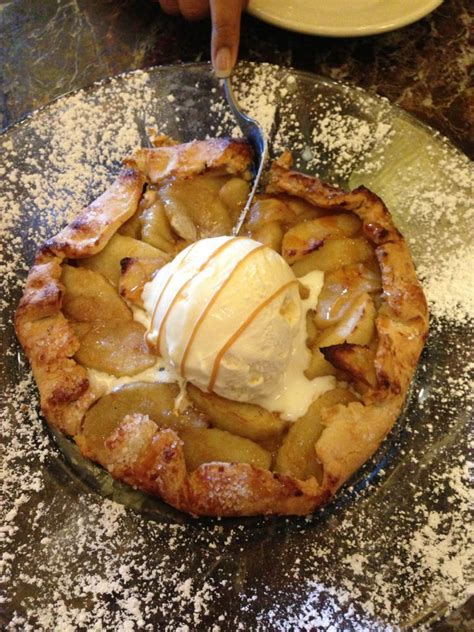 rustic apple pie pioneer woman