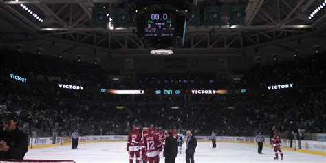 Wisconsin Badgers at University of North Dakota Hockey - Ralph ...