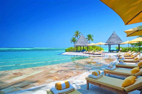 The 10 Best Hotel Pools in The Maldives - Maldives Magazine