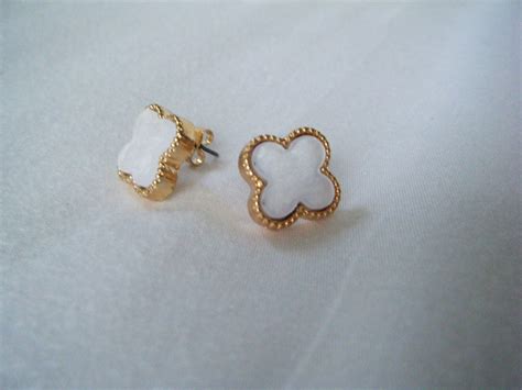 Van Cleef inspired earrings | Earrings, Stud earrings, Jewelry