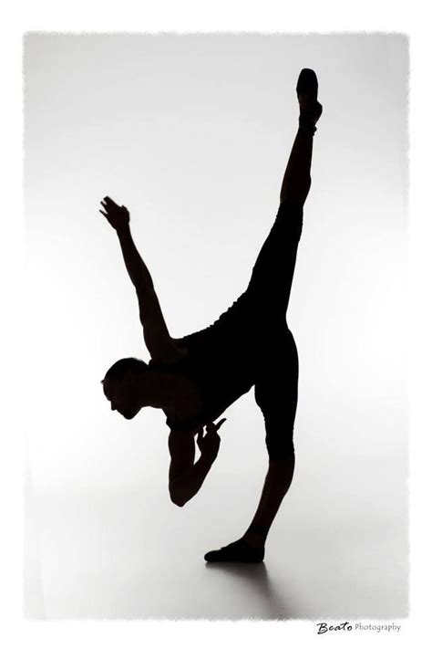 Leaping Dancer Silhouette Clipart | Free download on ClipArtMag