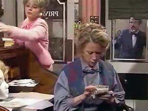 Fawlty Towers-S02E01 Communication problems - video Dailymotion