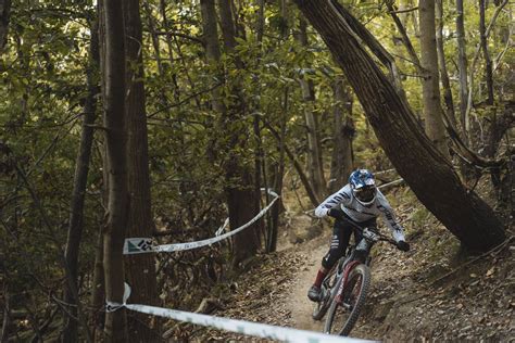 Enduro Mountain Bike Racing: Understanding the Sport and Watching the Action | GearJunkie