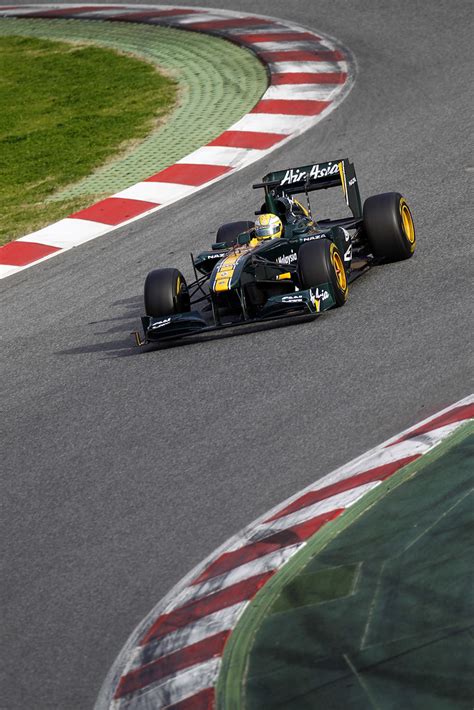 Luiz in the Barcelona chicane | 2011 Formula One Testing Cir… | Flickr