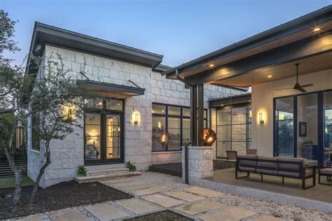 Modern Hill Country Home Architecture in Austin, Texas | Texas hill ...