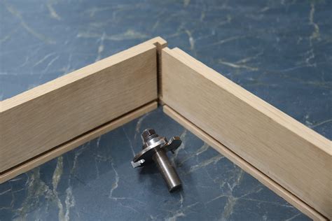 Making Lock Rabbet Joints | WoodWorkers Guild of America