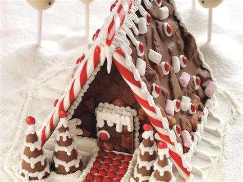 Asda aims for 'trusted comfort' this Christmas: Pictures | Analysis & Features | The Grocer