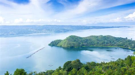 Danau Toba dan 4 Tempat Wisata di Pulau Samosir, Mampir Sejenak di Desa Penghasil Kain Ulos Batak