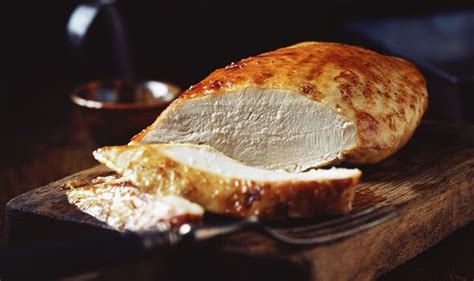 Jamie Oliver’s ‘dead simple’ turkey and leek pie is ‘absolutely gorgeous’ | Express.co.uk