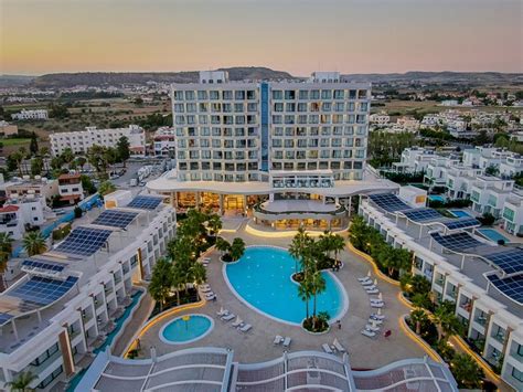 RADISSON BEACH RESORT LARNACA $165 ($̶2̶4̶9̶) - Updated 2023 Prices & Hotel Reviews - Cyprus