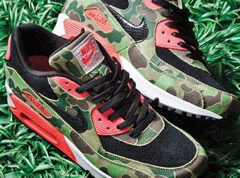 Nike Air Max 90 "Camo Infrared" - SneakerNews.com