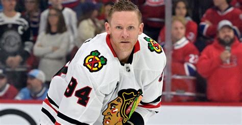 Blackhawks GM shoots down "disgusting" rumour involving Corey Perry | Offside