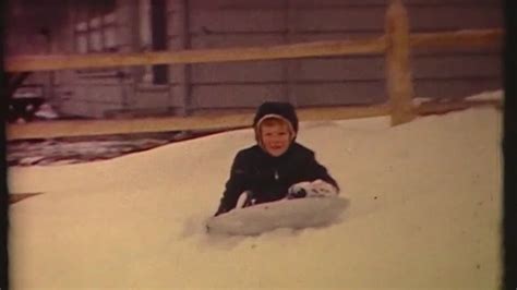 Videos, photos show Chicago's biggest snowstorm on 56th anniversary of ...