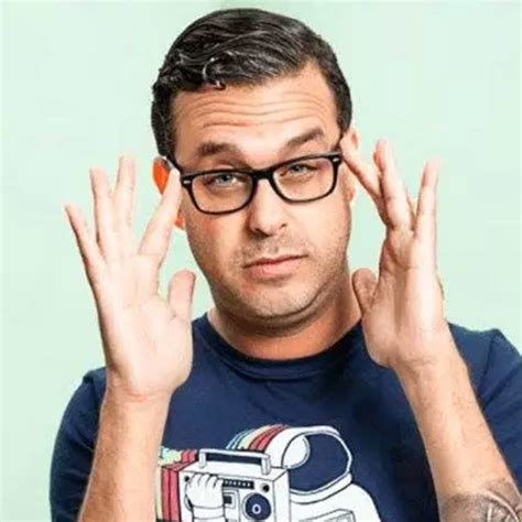 Joe Derosa | Hire Comedian Joe Derosa | Summit Comedy, Inc.