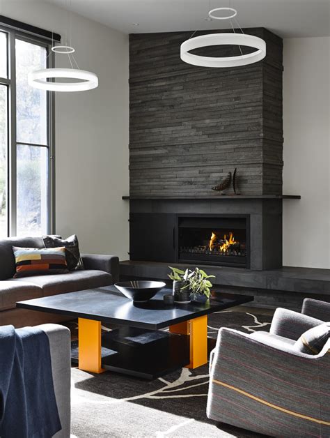 15 Cool Fireplaces That Will Make You Want to Stay in Tonight | StyleCaster