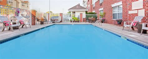 Hotels in Eden Prairie with Pools | TownePlace Suites Eden Prairie