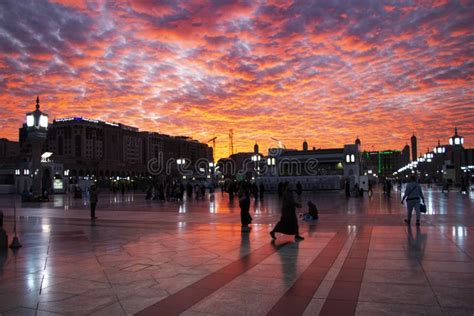 Al Masjid an Nabawi Mosque Beatuful Sunset Cloudy - Medina Saudi Arabia ...