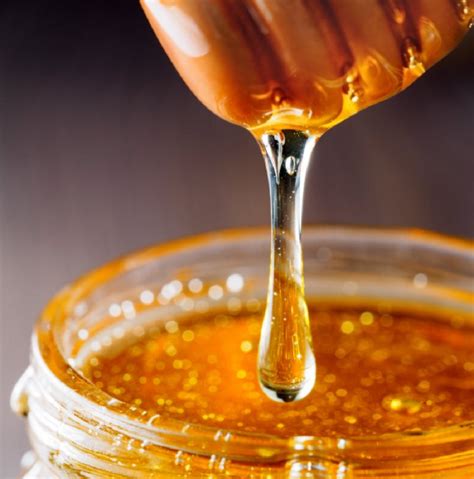 Why You Should Ditch Sugar in Favor of Honey | Table for Change